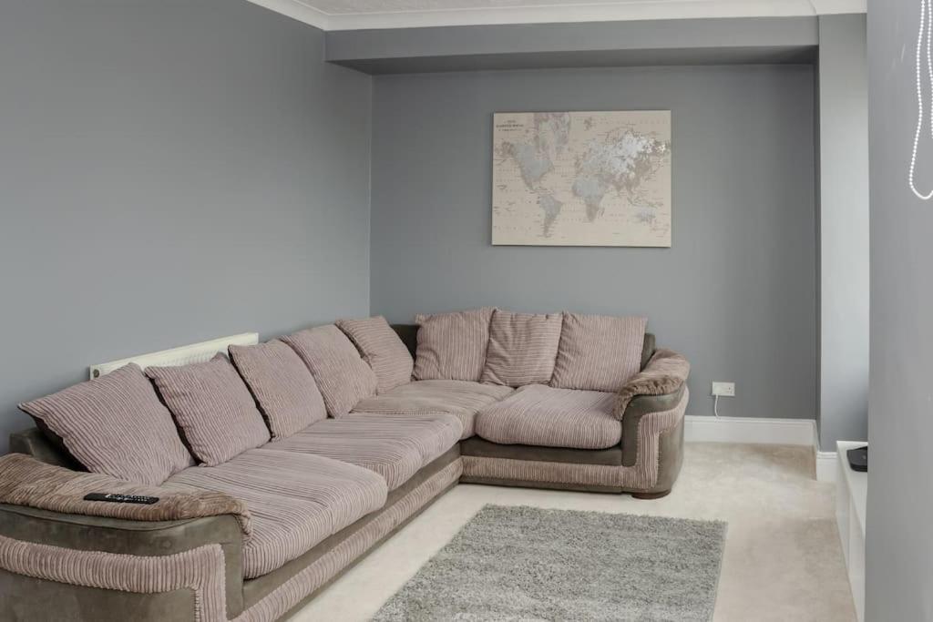 Peaceful & Spacious Family Home In Eastbourne! المظهر الخارجي الصورة