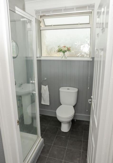 Peaceful & Spacious Family Home In Eastbourne! المظهر الخارجي الصورة